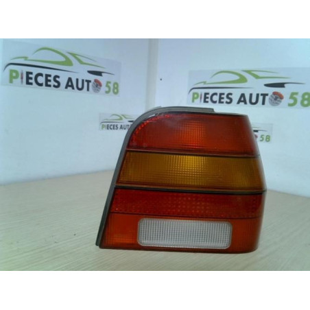 Feu arriere principal droit (feux) VOLKSWAGEN POLO 2 PHASE 2 COUPE d’occasion