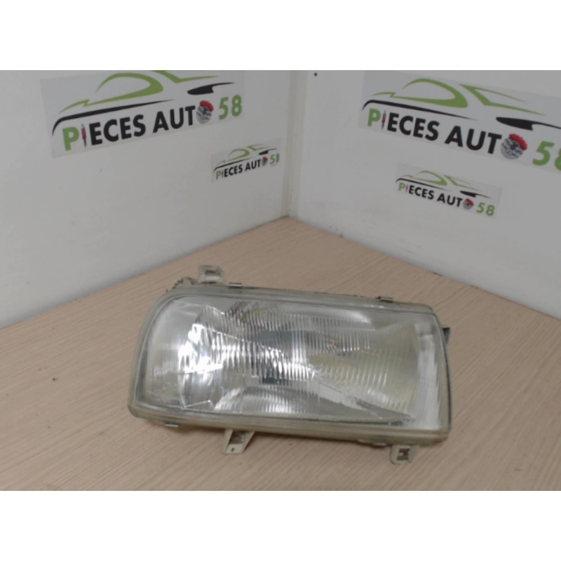 Optique avant principal droit (feux)(phare) VOLKSWAGEN  d’occasion
