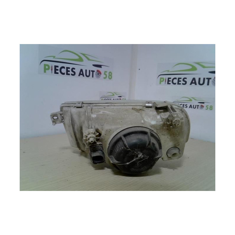 Optique avant principal droit (feux)(phare) VOLKSWAGEN  d’occasion