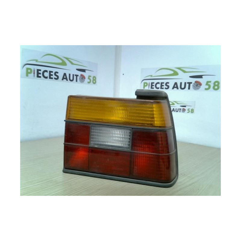 Feu arriere principal droit (feux) VOLKSWAGEN  d’occasion