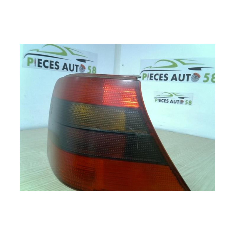 Feu arriere principal droit (feux) VOLKSWAGEN  d’occasion