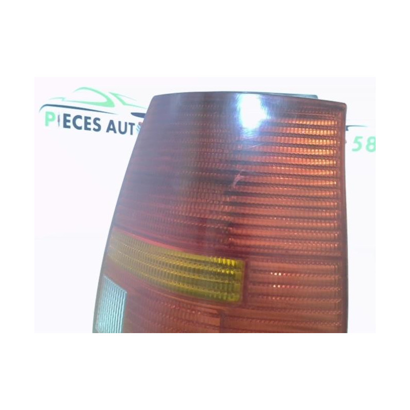 Feu arriere principal droit (feux) VOLKSWAGEN GOLF 4 BREAK d’occasion