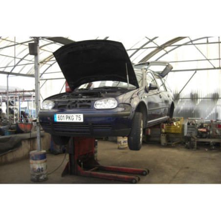 Feu arriere principal droit (feux) VOLKSWAGEN GOLF 4 BREAK d’occasion