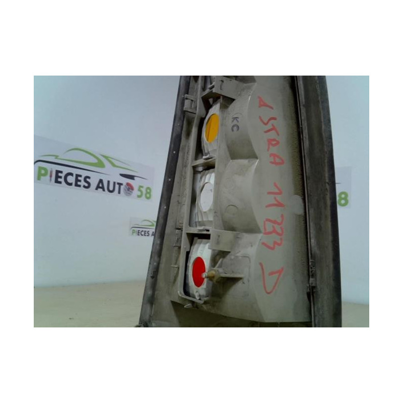 Feu arriere principal droit (feux) OPEL ASTRA G BREAK d’occasion