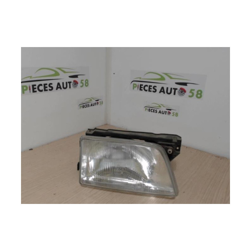 Optique avant principal droit (feux)(phare) OPEL  d’occasion