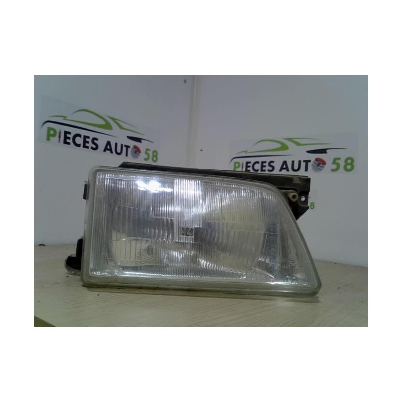 Optique avant principal droit (feux)(phare) OPEL  d’occasion