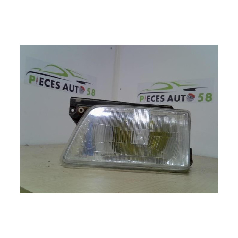 Optique avant principal gauche (feux)(phare) OPEL  d’occasion