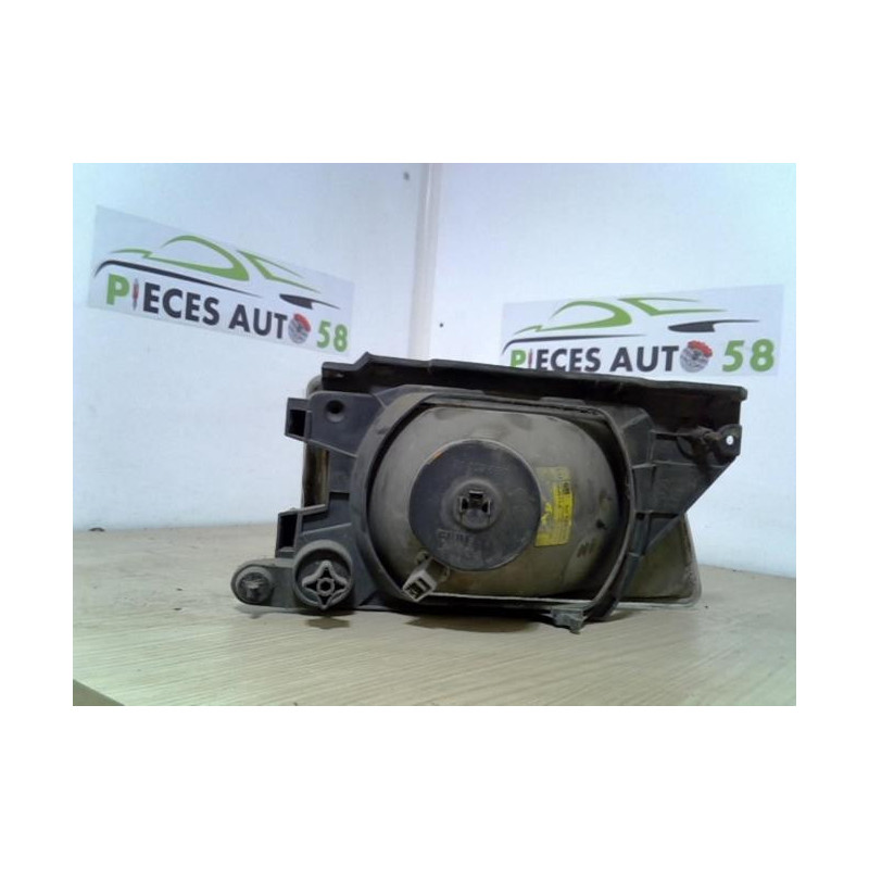 Optique avant principal gauche (feux)(phare) OPEL  d’occasion