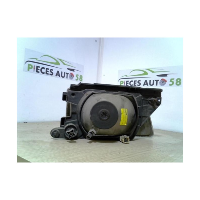 Optique avant principal gauche (feux)(phare) OPEL  d’occasion