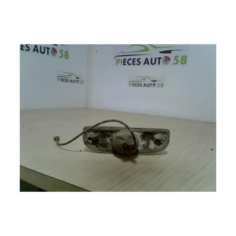 Optique avant secondaire gauche (feux)(clignotant) OPEL  d’occasion