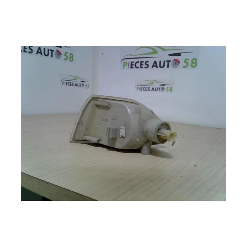 Optique avant secondaire droit (feux)(clignotant) OPEL ASTRA F PHASE 2 d’occasion