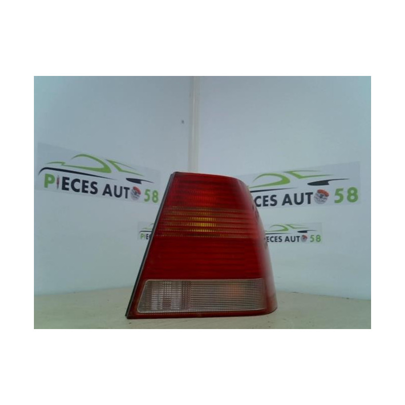 Feu arriere principal droit (feux) VOLKSWAGEN BORA d’occasion