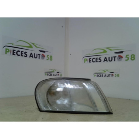 Optique avant secondaire droit (feux)(clignotant) OPEL  d’occasion