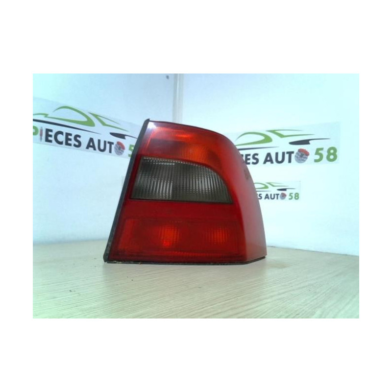 Feu arriere principal droit (feux) OPEL  d’occasion