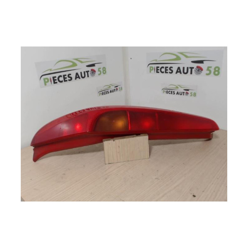 Feu arriere principal gauche (feux) FIAT PUNTO 2 PHASE 1 d’occasion