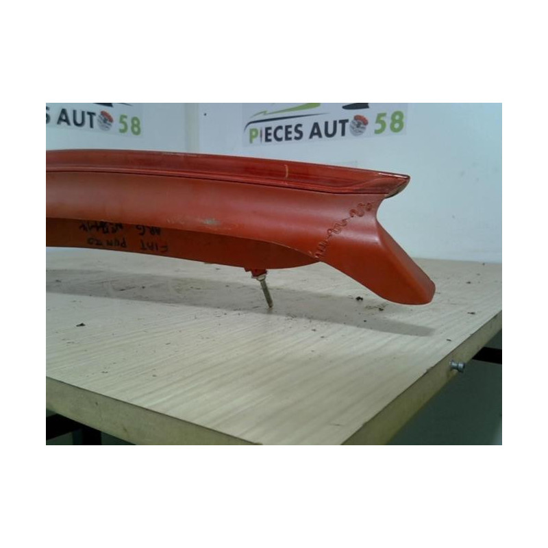Feu arriere principal gauche (feux) FIAT PUNTO 2 PHASE 1 d’occasion