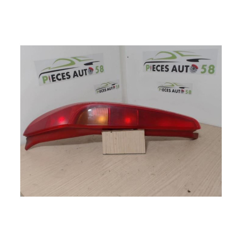 Feu arriere principal gauche (feux) FIAT PUNTO 2 PHASE 1 d’occasion