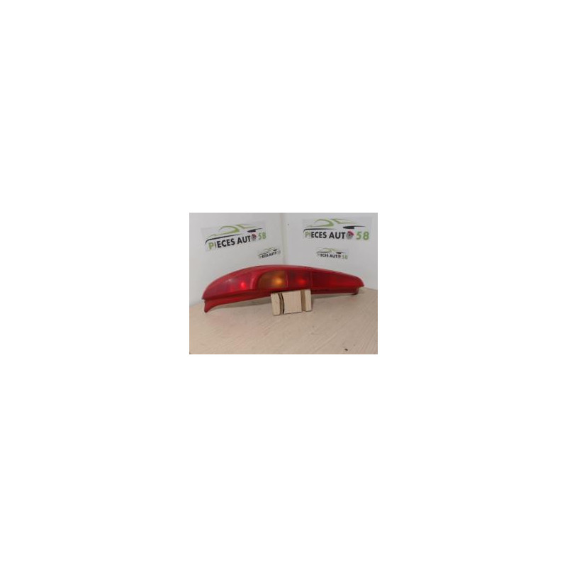Feu arriere principal gauche (feux) FIAT PUNTO 2 PHASE 1 d’occasion