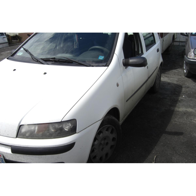 Feu arriere principal gauche (feux) FIAT PUNTO 2 PHASE 1 d’occasion