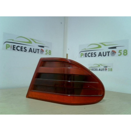 Feu arriere principal droit (feux) MERCEDES  d’occasion
