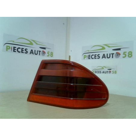 Feu arriere principal droit (feux) MERCEDES  d’occasion