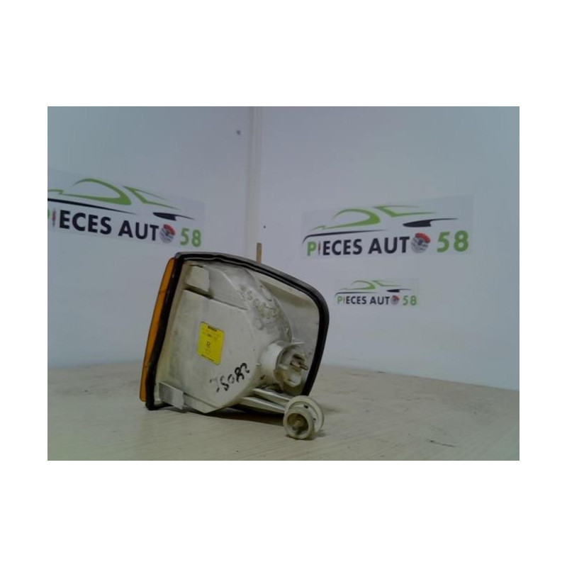 Optique avant secondaire droit (feux)(clignotant) MERCEDES  d’occasion