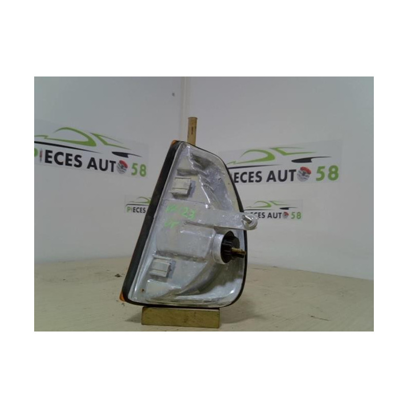 Optique avant secondaire droit (feux)(clignotant) MERCEDES  d’occasion