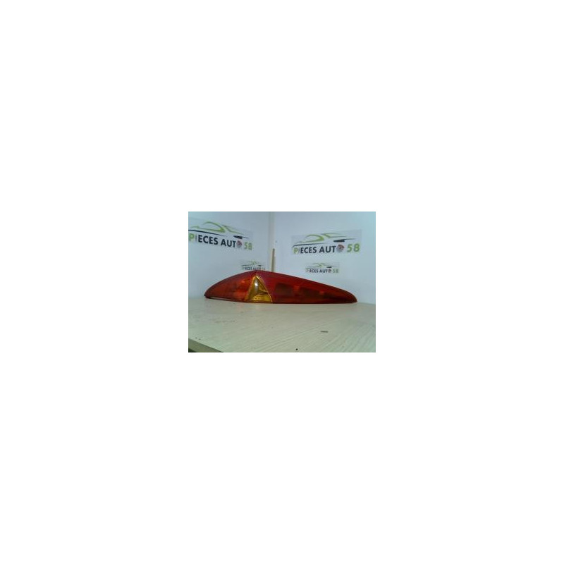 Feu arriere principal gauche (feux) FIAT PUNTO 2 PHASE 1 d’occasion