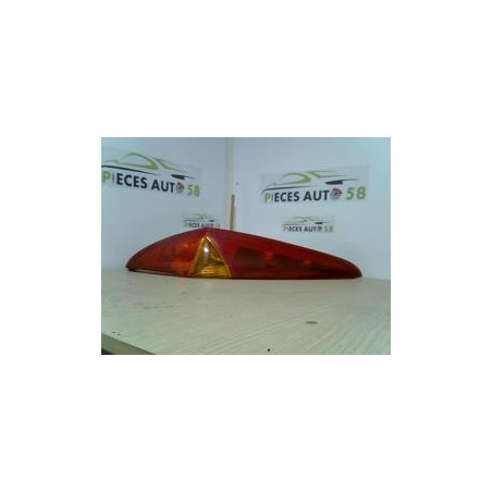 Feu arriere principal gauche (feux) FIAT PUNTO 2 PHASE 1 d’occasion