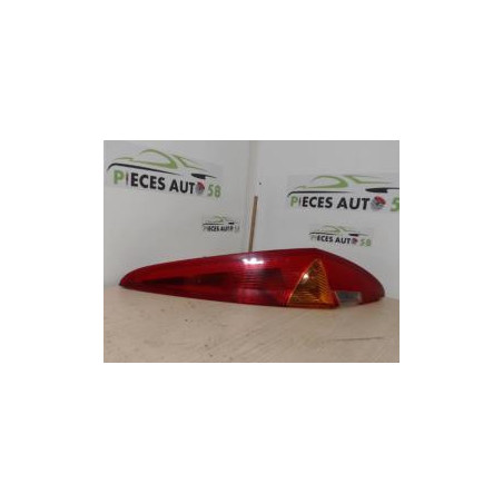 Feu arriere principal droit (feux) FIAT PUNTO 2 PHASE 1 d’occasion