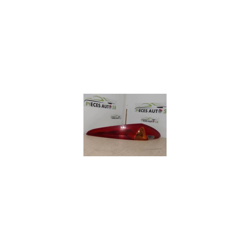 Feu arriere principal droit (feux) FIAT PUNTO 2 PHASE 1 d’occasion