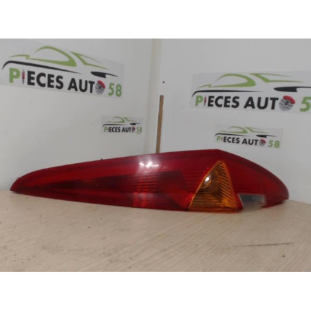 Feu arriere principal droit (feux) FIAT PUNTO 2 PHASE 1 d’occasion
