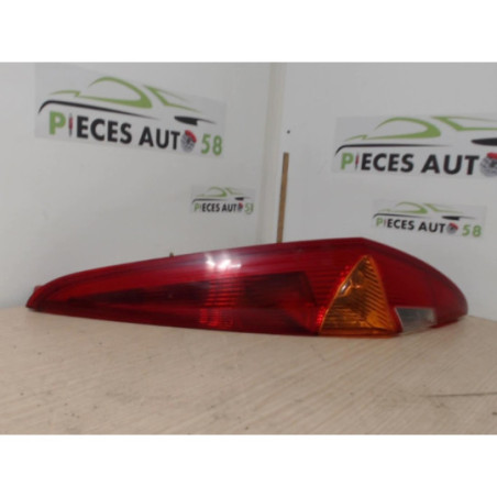 Feu arriere principal droit (feux) FIAT PUNTO 2 PHASE 1 d’occasion