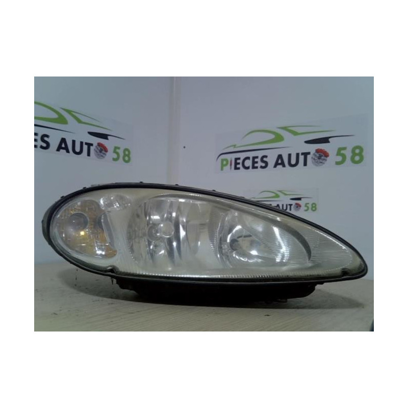 Optique avant principal droit (feux)(phare) CHRYSLER PT CRUISER PHASE 1 BREAK d’occasion