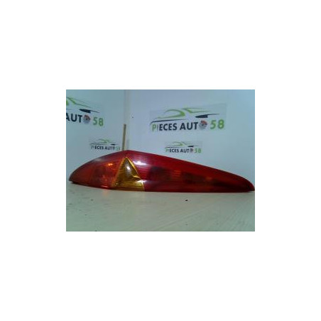 Feu arriere principal gauche (feux) FIAT PUNTO 2 PHASE 1 d’occasion