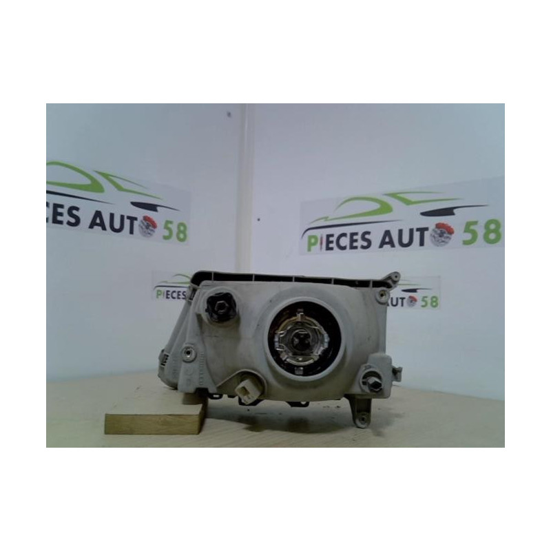 Optique avant principal droit (feux)(phare) LANCIA  d’occasion