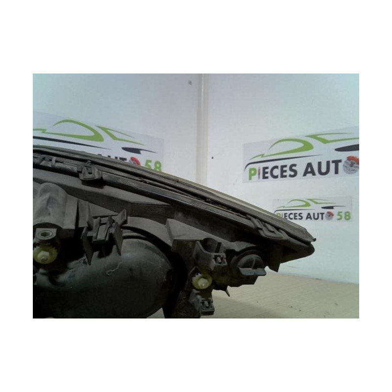 Optique avant principal droit (feux)(phare) FORD  d’occasion