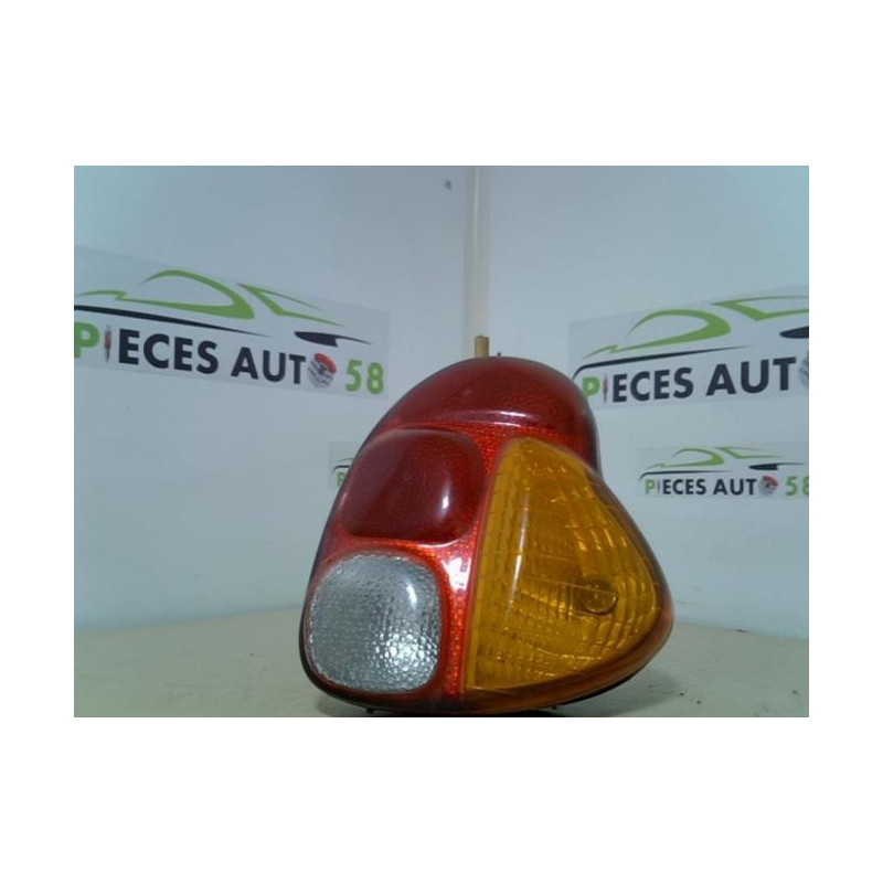Feu arriere principal droit (feux) FIAT 1.9 JTD 110 8V d’occasion