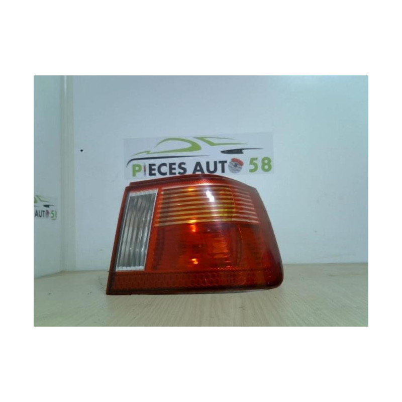 Feu arriere principal droit (feux) SEAT IBIZA 2 PHASE 3 d’occasion