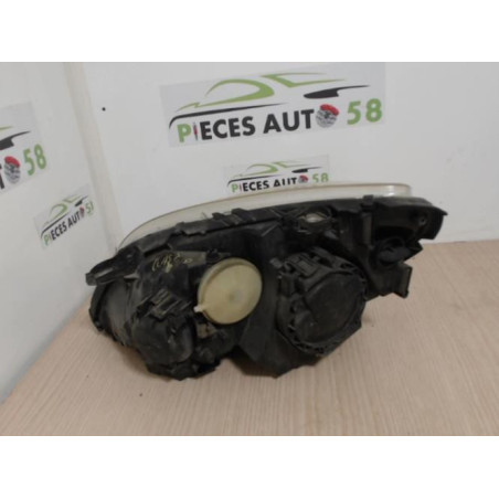 Optique avant principal droit (feux)(phare) MERCEDES  d’occasion