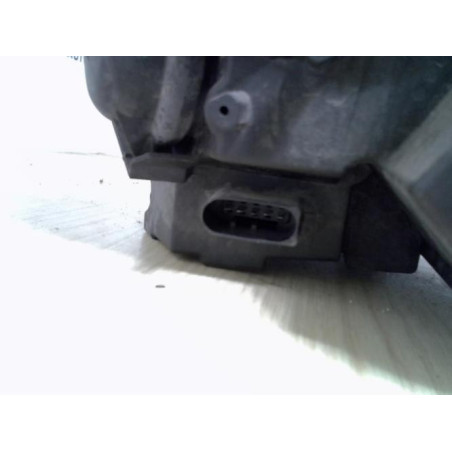 Optique avant principal droit (feux)(phare) MERCEDES  d’occasion