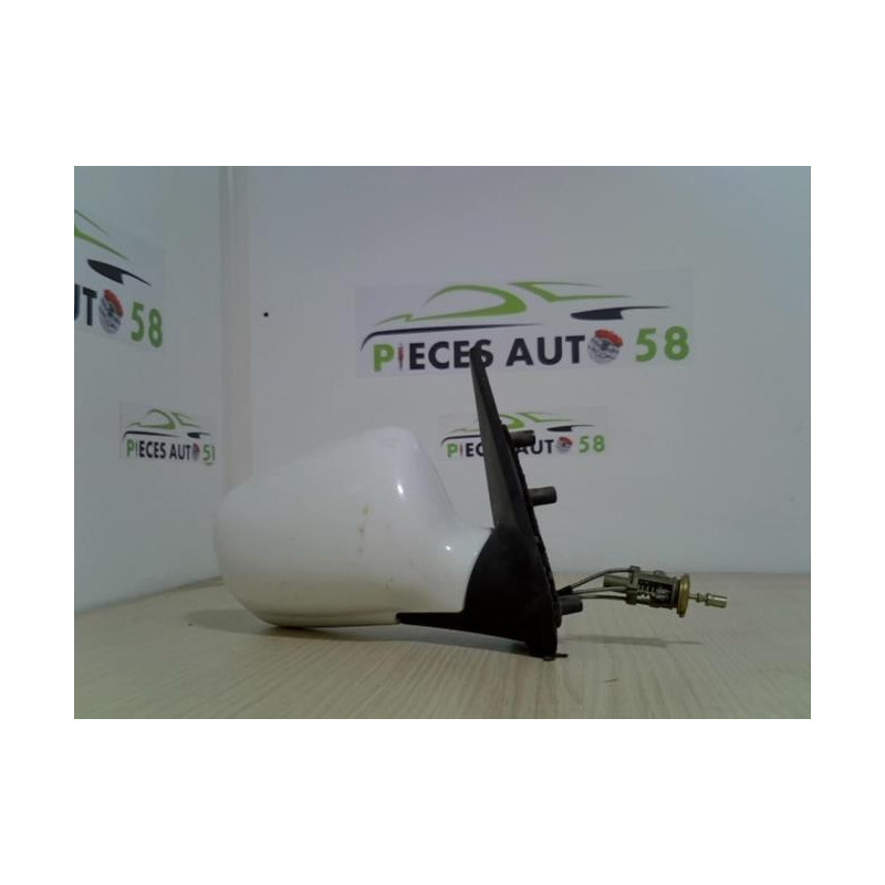 Retroviseur droit SKODA  d’occasion