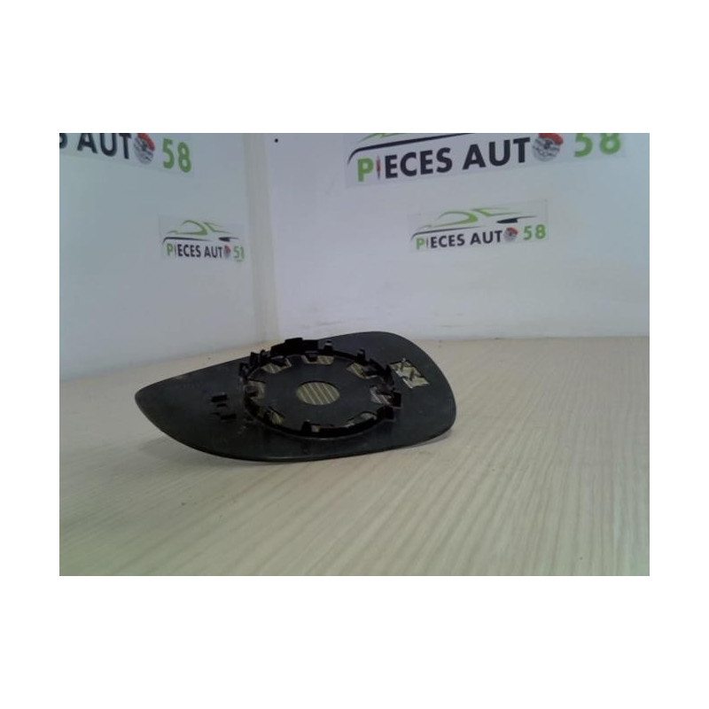 Glace retroviseur droit FORD  d’occasion