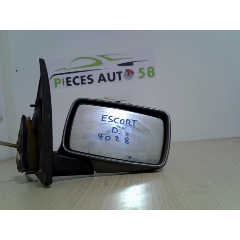 Retroviseur droit FORD ESCORT 5 PHASE 1 BREAK d’occasion