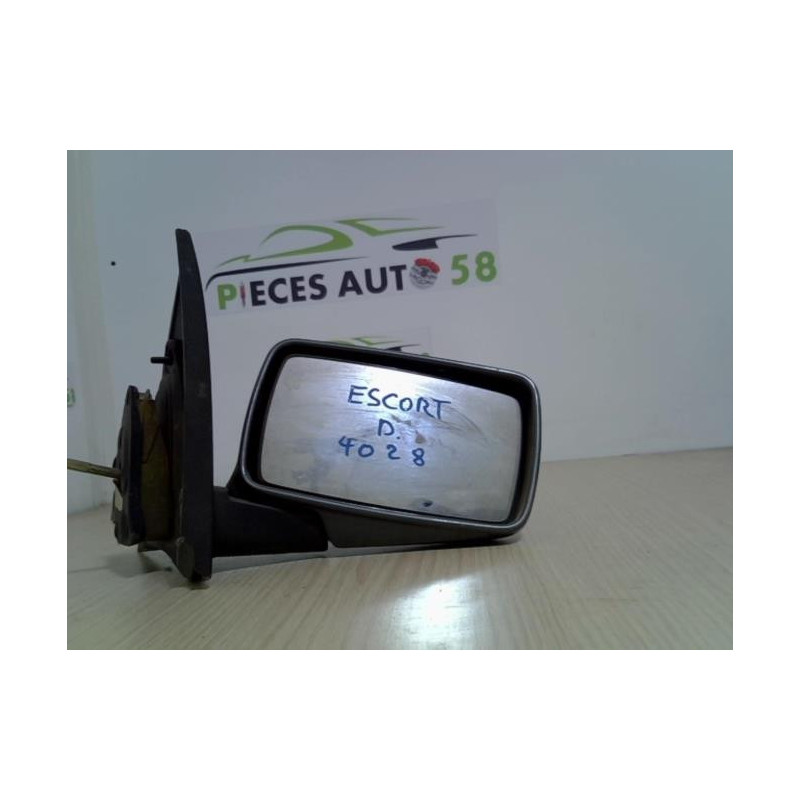 Retroviseur droit FORD ESCORT 5 PHASE 1 BREAK d’occasion
