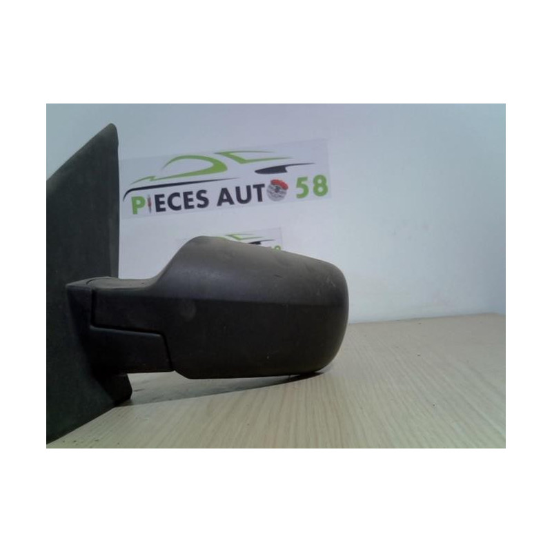 Retroviseur gauche FORD FIESTA 5 PHASE 1 d’occasion