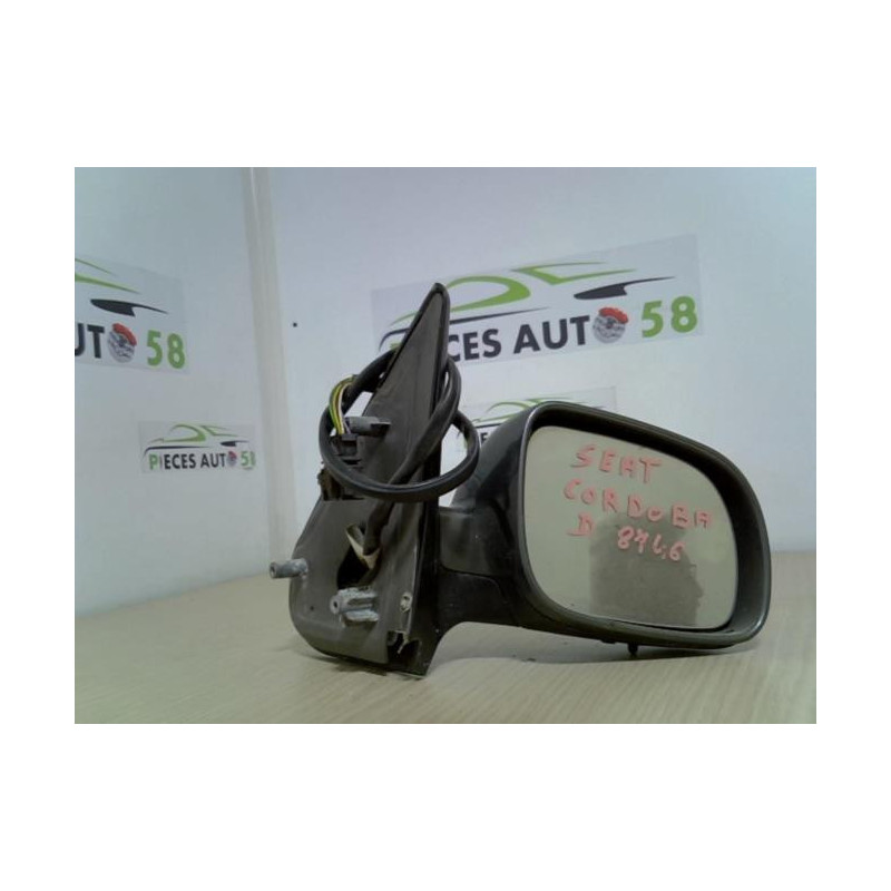 Retroviseur droit SEAT CORDOBA 1 PHASE 2 d’occasion