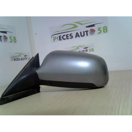 Retroviseur gauche AUDI A4 1 PHASE 2 d’occasion