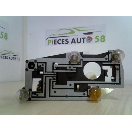 Platine feu arriere droit PEUGEOT  d’occasion