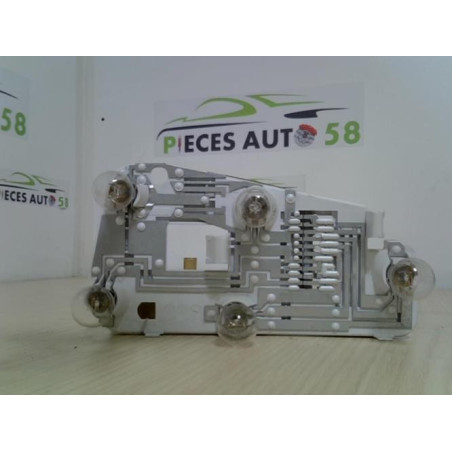 Platine feu arriere gauche PEUGEOT  d’occasion